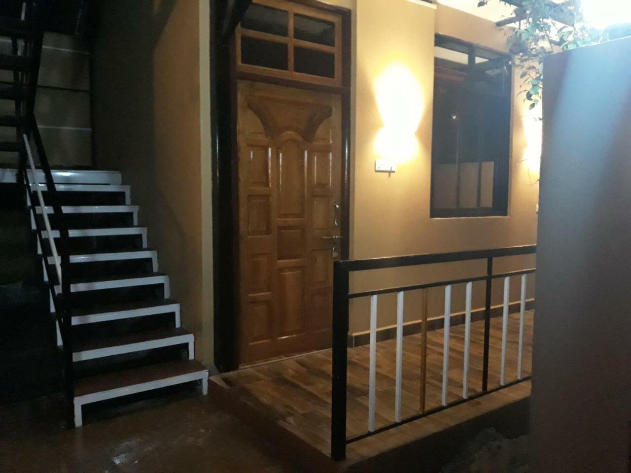 Shawn'S The Morjim Enclave Hotel Exterior foto